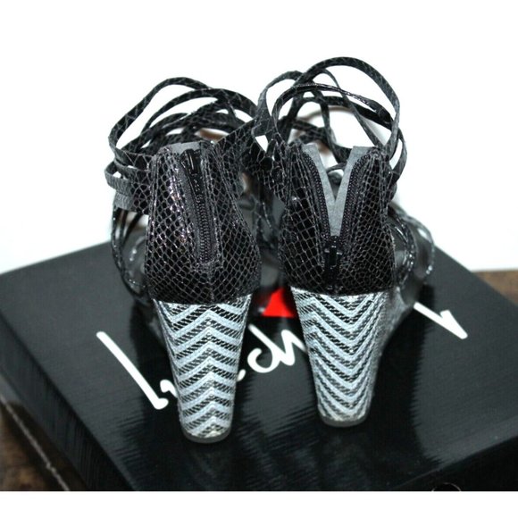 Luichiny Be True Womens Open Toe Wedge Heel Sandals Black Cobra Strappy Sz 8 NEW - Picture 3 of 4